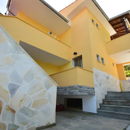 Agatha Paradise Szálloda Kínira