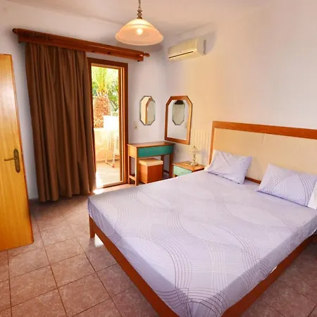 Agatha Paradise فندق