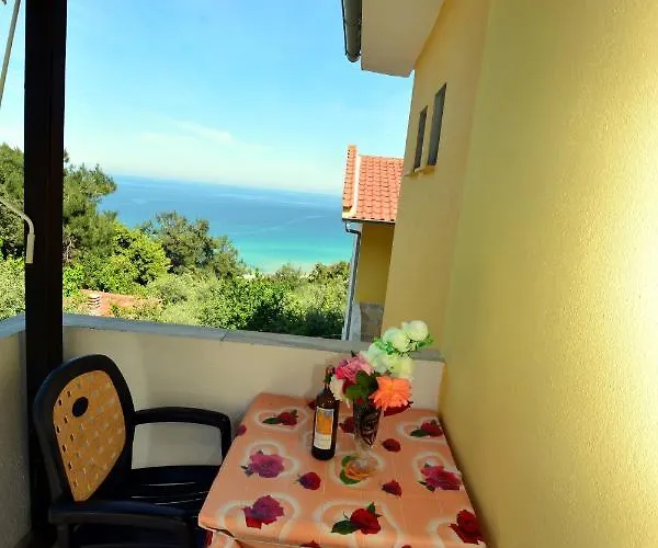 Hotel Agatha Paradise Koinira