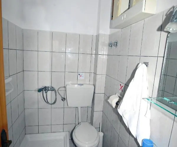 Agatha Paradise 2* Koinira