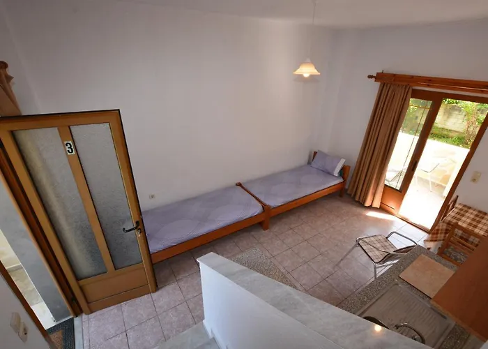 Hotel Agatha Paradise Koinira